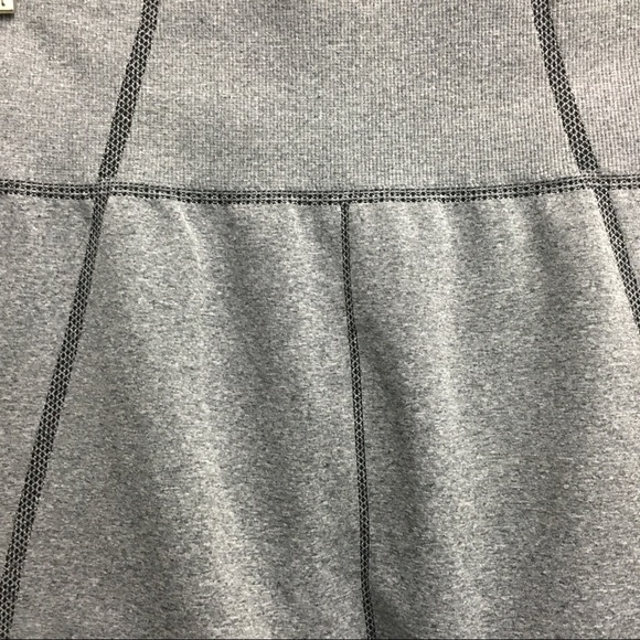 NWOT GapFit Junior Seamless Cropped Leggings - Picture 3 of 5